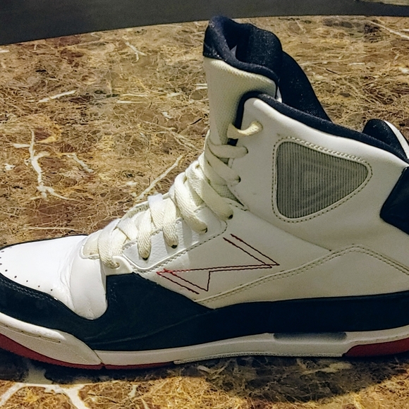 Air Jordan SC-3 Flight Basketball Sneakers - Picture 9 of 11